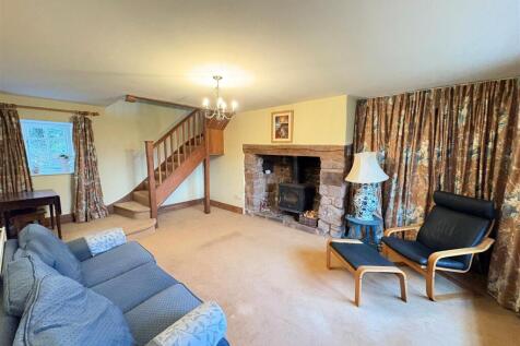 Sitting room East Raddon Cottage.jpg