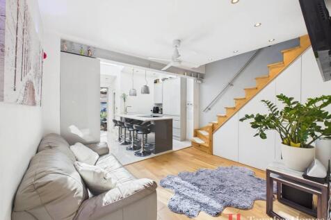 SITTING AREA