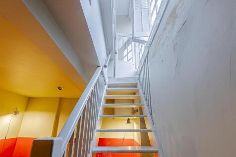 Calabria Road (34).jpg