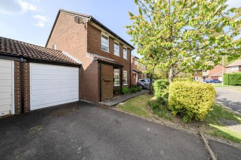Ormesby Drive 2 (2).jpg