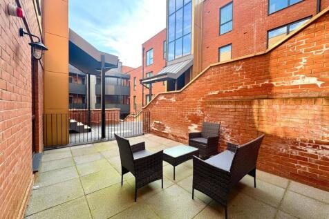 Patio pic 1.jpeg