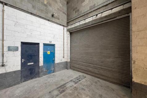 12 Stock Road - Front Image