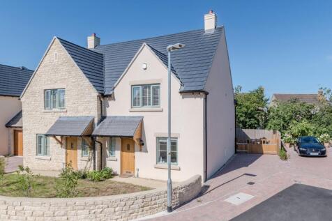 3 Bedroom Semi-Detached in SN14 6FD