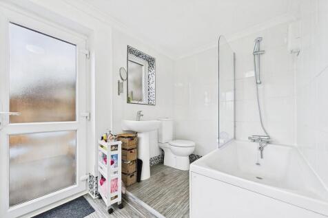 8bca3a7f-CAM01085...