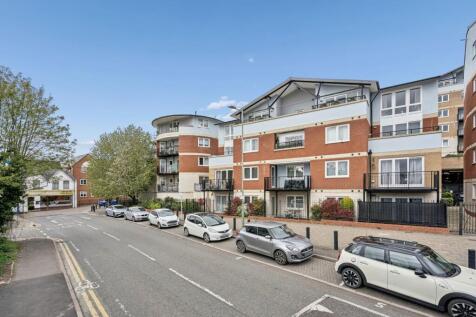 Ext - Penn Place (4)