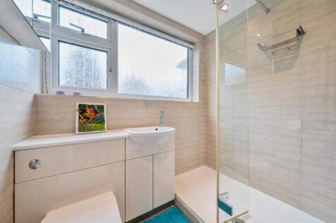 1372455-10-68fa24...