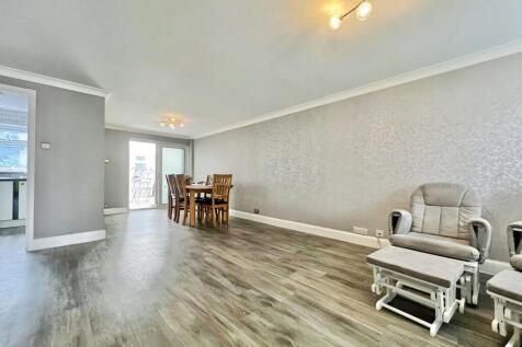 #yourmoveswanley