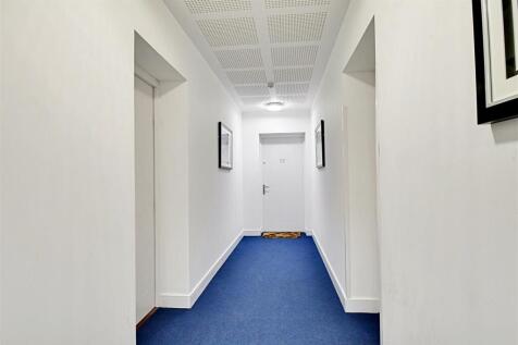 Communal Hallway.jpg