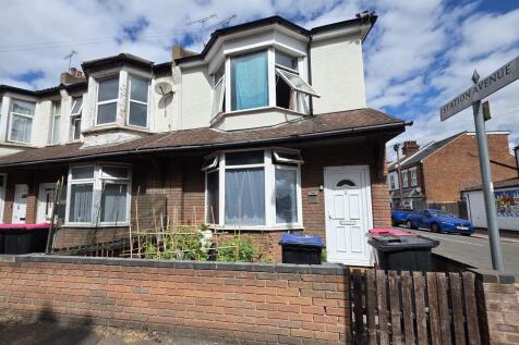1 Bedroom Flat in SS2 5EB