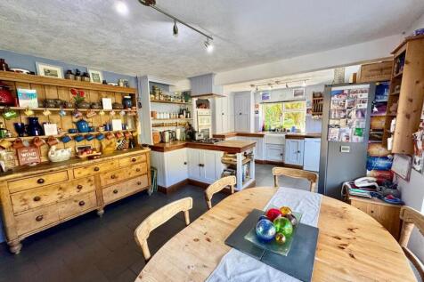 PHOTO-2025-04-13-19-54-20 (7).jpg