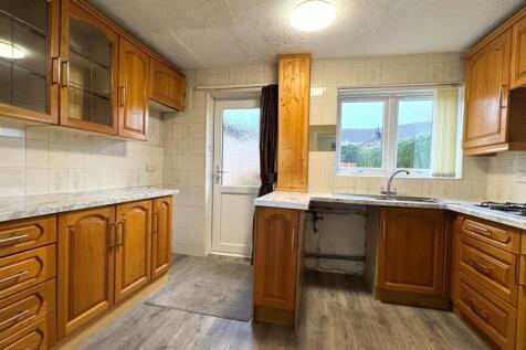 Kitchen (2).jpg