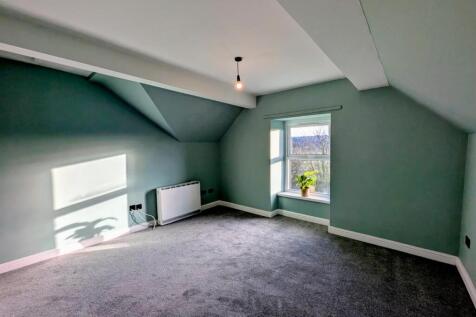 WhatsApp Image 2025-11-21 at 15.20.20_138f46f0.jpg