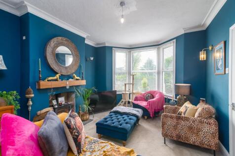 Lounge Dining Room