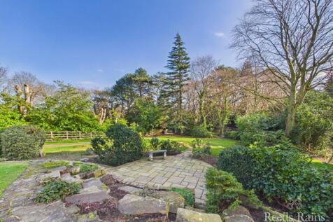 Front Gardens