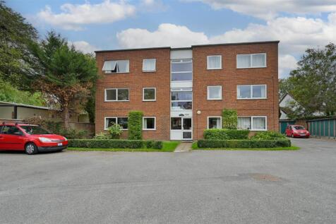 5 Leaside Court-13.jpg