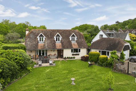 4 bed chalet for sale Whitmore Lane, Wimborne BH2