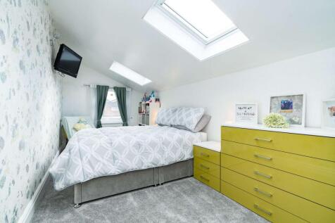 Bedroom 1 (Double with Ensuite)