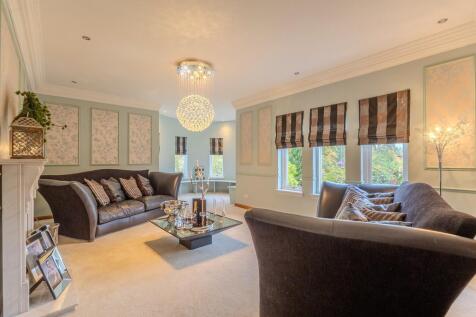 7 bed, 6 bath Detached Villa in Glasgow - Photo 14