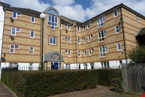 WATER INCLUDED IN RENT This spacious and well presented one bedroom flat adjacent to the picturesque South Dock Marina is available to rent from early August on a part-furnished basis.