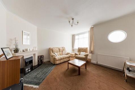 Dale View Gardens E4