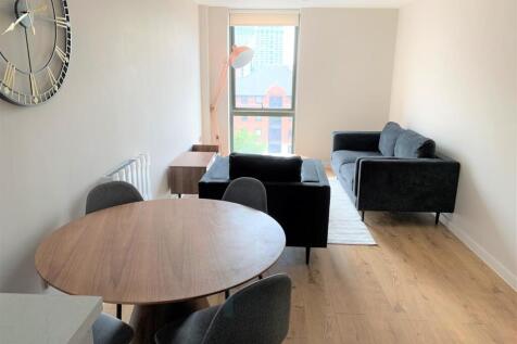 Aspire Residential is delighted to offer this Fully Furnished, Two bedroom apartment within the Quay Central, waterfront development. Quay Central is perfectly located at Central Dock, part of the exc