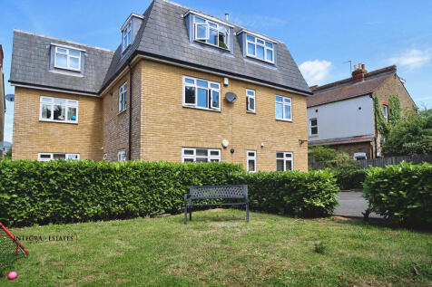 Reart of westbourne apartments Beckenham BR3