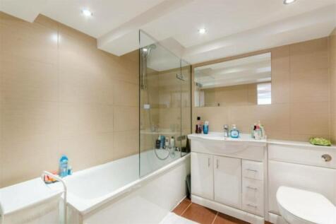 Bathroom-4000