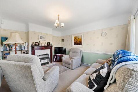 Living Room.jpg