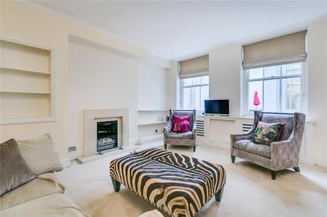 Stunning lateral garden flat located moments from Hyde Park, on a popular garden square. The accommodation is circa 1,512 sq ft and comprises of a large reception/dining room, private garden, two larg