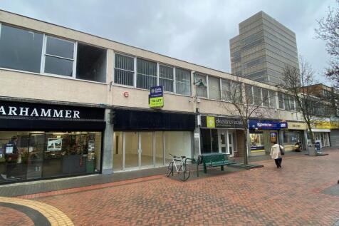 Retail Property (high street) to rent in middlesbrough