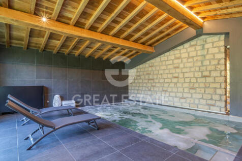 Interno