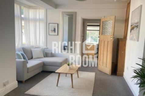 room-4-60-richmond-wood-road-bh8-9dj-1066256