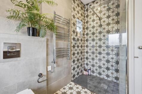 Grove Park Road, W4 - FOR SALE