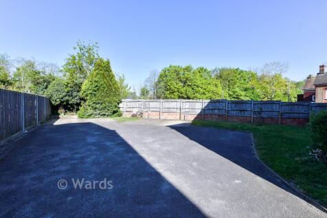 Driveway/Parking