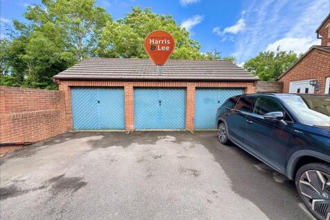 Garage & Parking