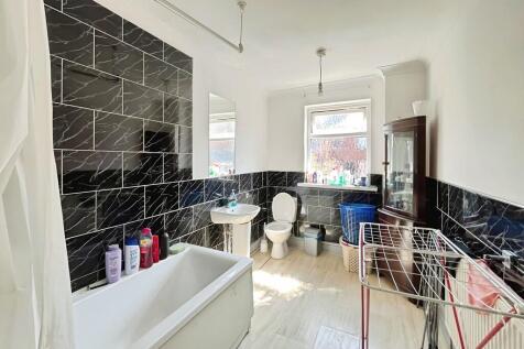 bc248ce9-WhatsApp...