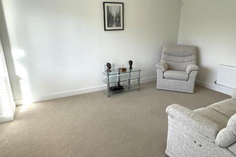 sitting room alternative angle.JPG