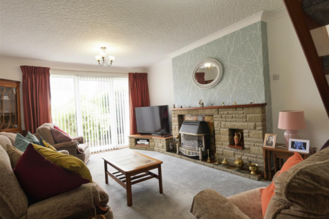 living room deepdale.png