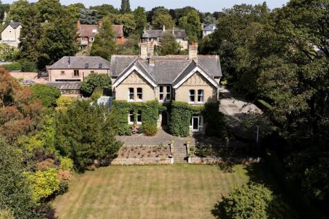 024 - 55 Southfield Road.jpg