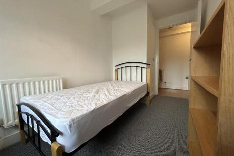 2nd Bedroom (2).jpeg