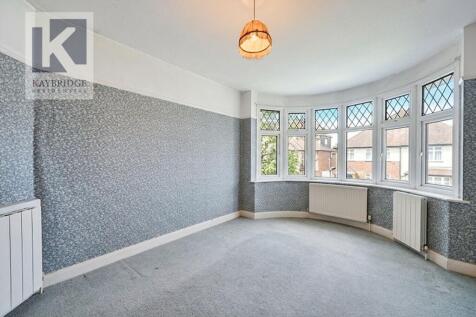 Newbury Gardens, KT19 0PD