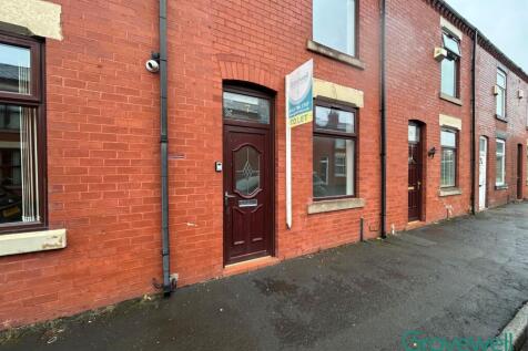 2 Bedroom Terraced in WN7 4SS