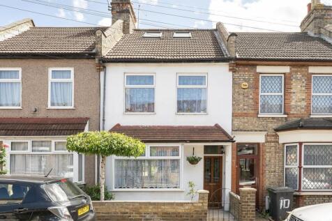 Ainslie Wood Road, E4