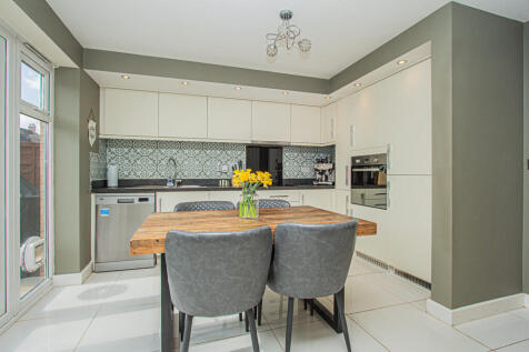 Kitchen/Dining Ro...