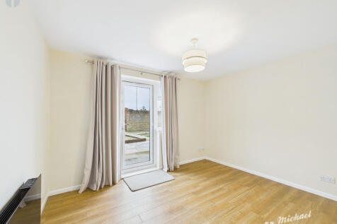 5f42b1ba9a36444fabdcd332b95c5a95_80_CAM03218G0-PR0