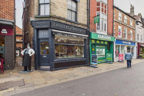 Shop to rent in whitby