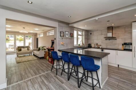 Kitchen/Family Room