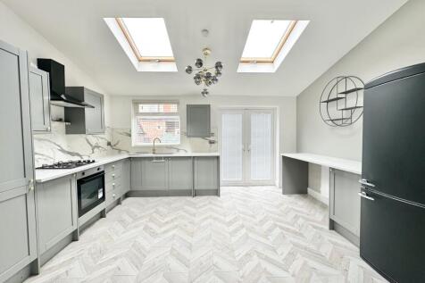 This STYLISHLY PRESENTED Semi Detached home has been recently refurbished to a high specification. Located within close proximity to Didsbury Village and Parrswood. The accommodation comprises; an ent