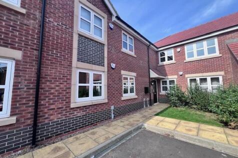 11 Pintle Place front.jpg