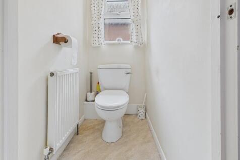 CAM04273G0-PR0161...